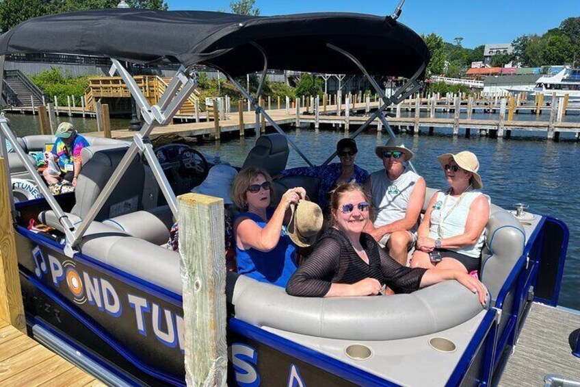 Lake Winnipesaukee Pontoon Boat Tours 5
