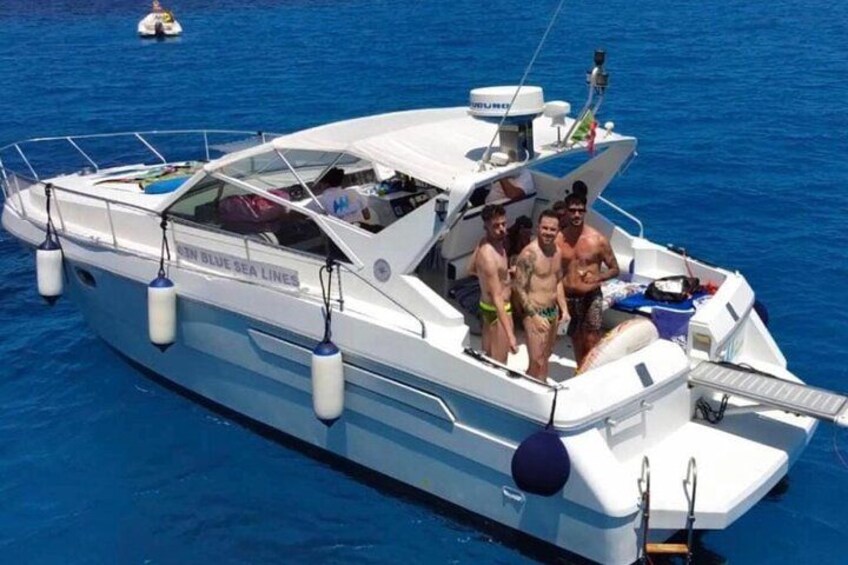 Favignana and Levanzo Boat Tour with Lunch on Board 4