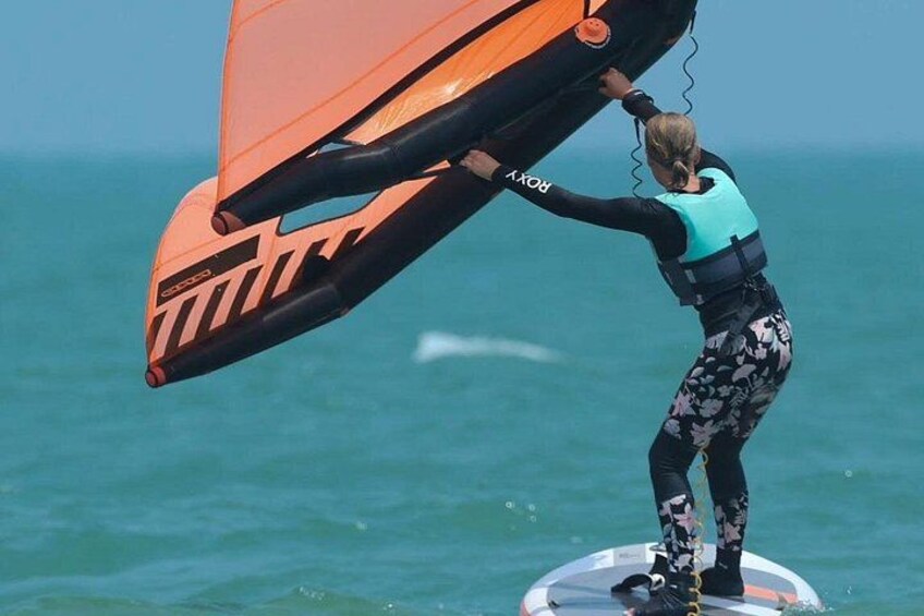 1 Hour Windsurf and SUP Surf Experience in Hua Hin 3