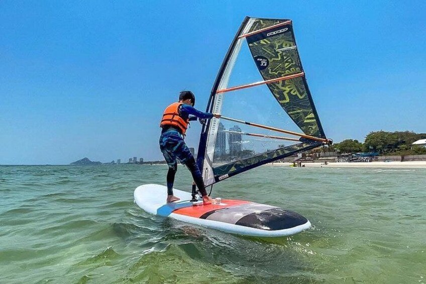 1 Hour Windsurf and SUP Surf Experience in Hua Hin 4