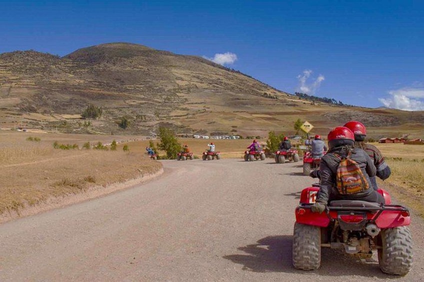 Tour of the Huaypo Lagoon and Salineras de Maras 4