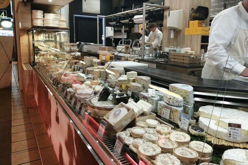 Food Tour Halles de Lyon Paul Bocuse Tastings 3