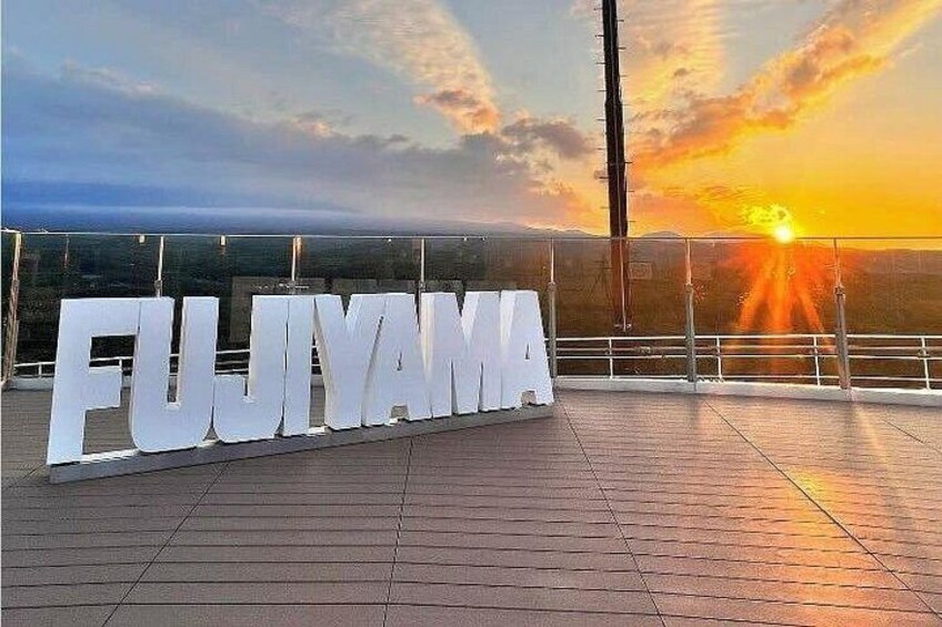 Fujiyama Tower (Sunset) 2