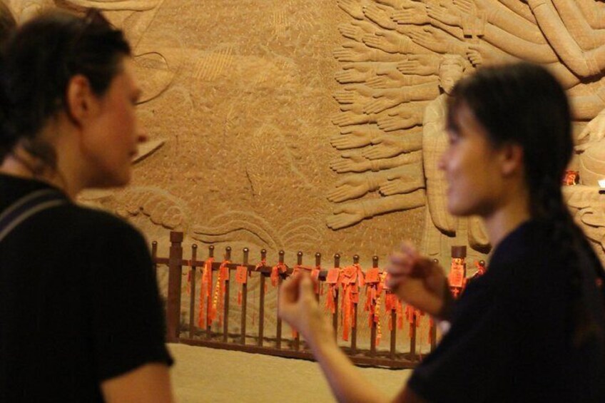 All Inclusive private Leshan Buddha and Huanglongxi Ancient Town 2