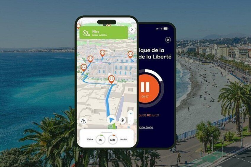 Un smartphone affiche une carte sur laquelle un itinéraire est indiqué par des marqueurs orange, une scène de plage avec des palmiers et, au fond, une vue sur la ville. 5