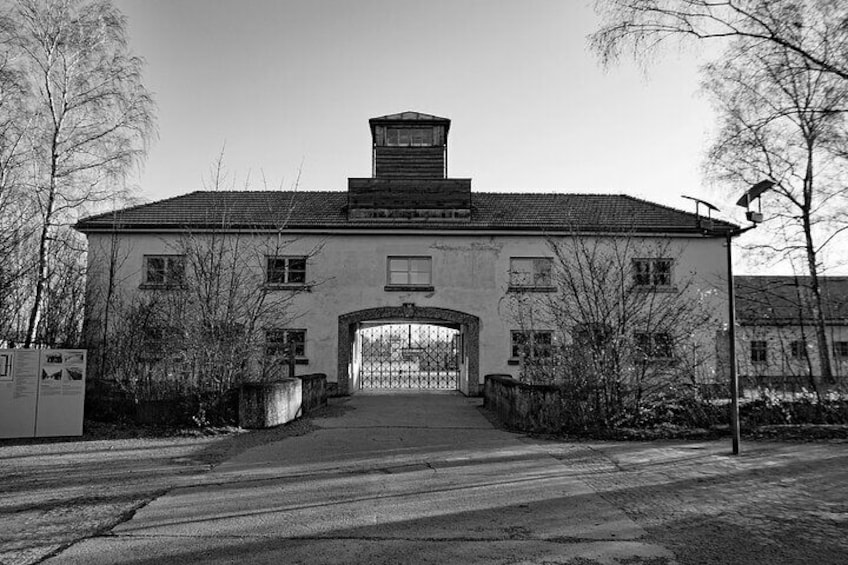 The former jourhaus 1
