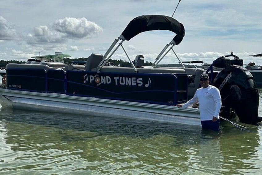 Pontoon Boat Charters on Lake Winnipesaukee 1