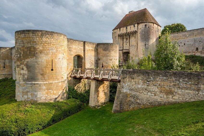Castle of Caen: The ramparts and dry moats of one of the largest medieval enclosures in Europe. 2