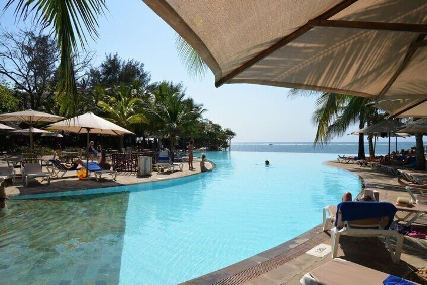 10 Day Safari plus Diani Beach 2