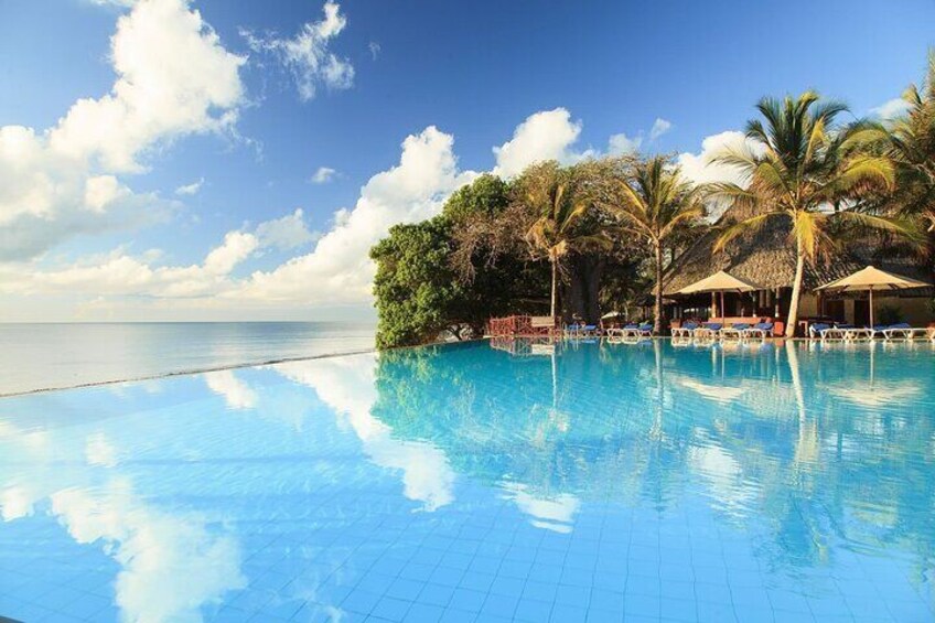 10 Day Safari plus Diani Beach 3