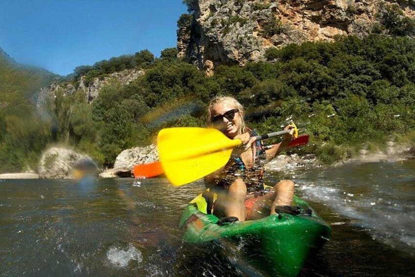 Vang Vieng Adventure Day Tour: Kayaking, Zipline & Cave Tubing 4