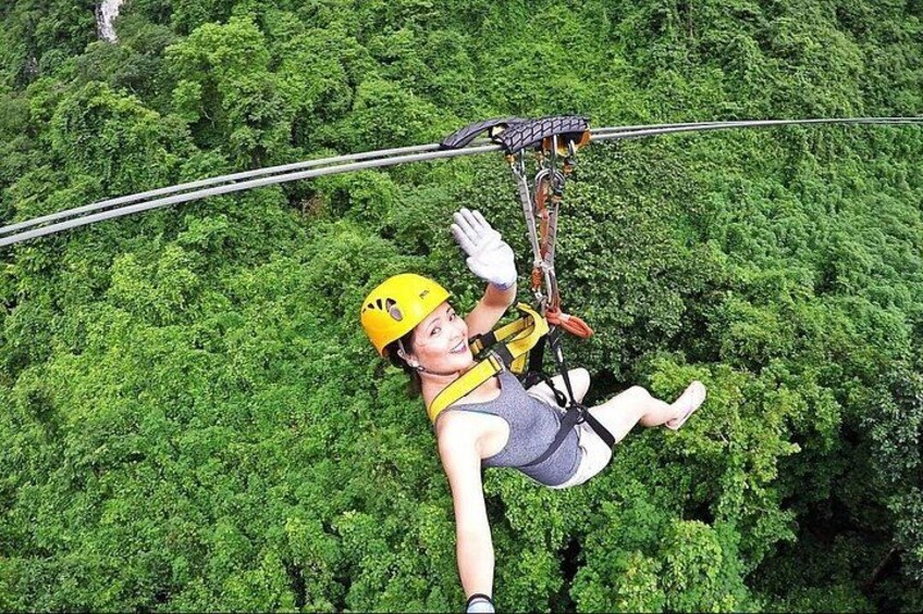 Vang Vieng Adventure Day Tour: Kayaking, Zipline & Cave Tubing 3