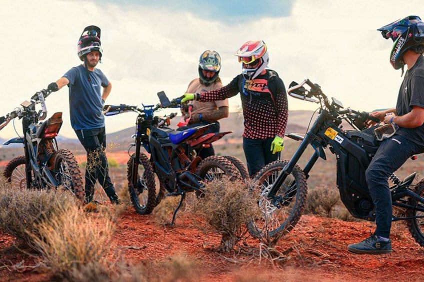 Dune Shredder – Electric Dirt Bike Tour Near Zion 3