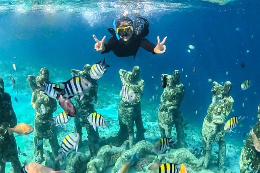 Gili Trawangan Snorkeling with Turtle, BBQ, and Beach Massage 1