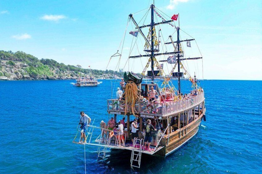 Antalya Waterfall Boat Tour With Lunch And Soft Drinks Transfer 4