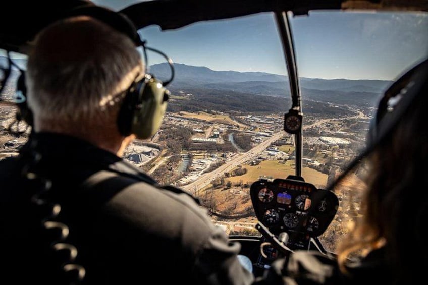 A full panoramic view from the front seat of the helicopter. 3