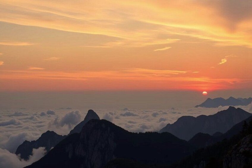 A mountain range with a sunset. 2