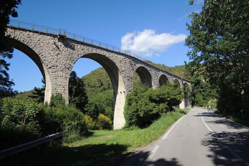 Tour in ebike Spoleto on the old railway 1