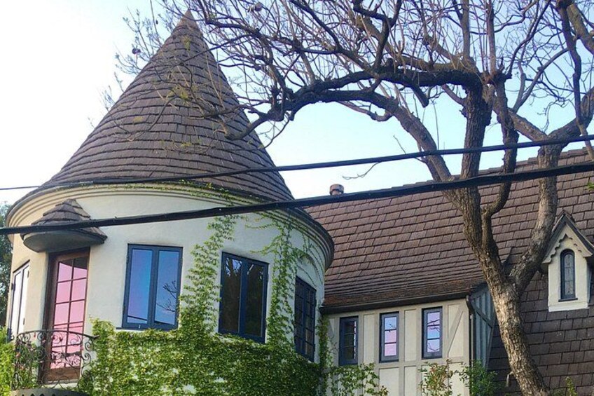 The home where the album cover photo was taken for Carole King's iconic "Tapestry" 4