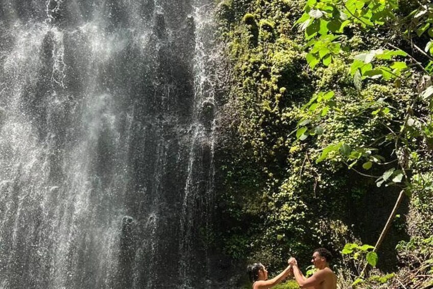 Best Juayua 7 Waterfalls Hiking Tour + 4x4 Ride | Ruta de Flores 2