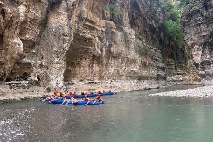 Osum Canyon Rafting & River Tubing 2