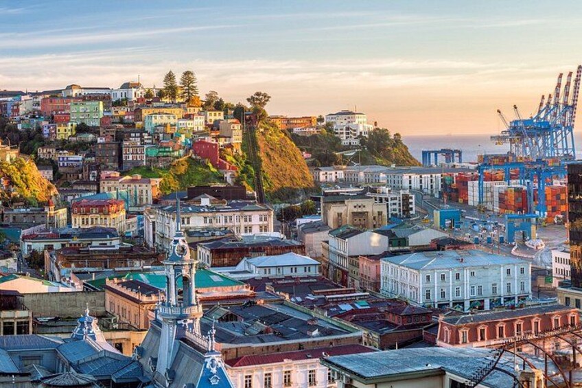 Valparaíso, Viña del Mar & Emiliana Organic Vineyard 1