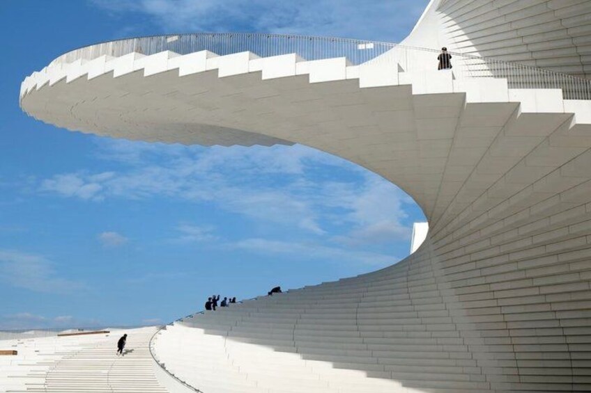 Half Day Bike Tour in Shanghai along East Bank of Huangpu River 2