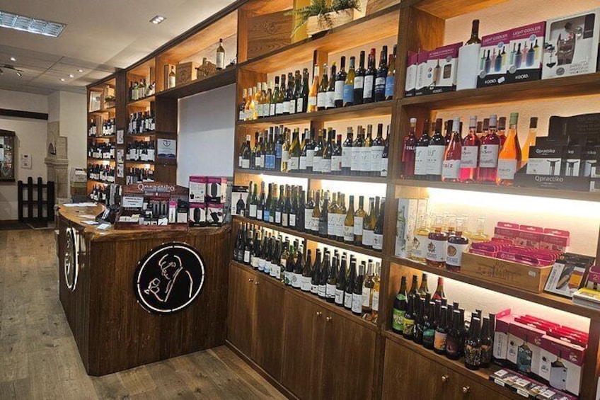 Ribera del Duero Underground Cellar & Wine Tasting Experience 2