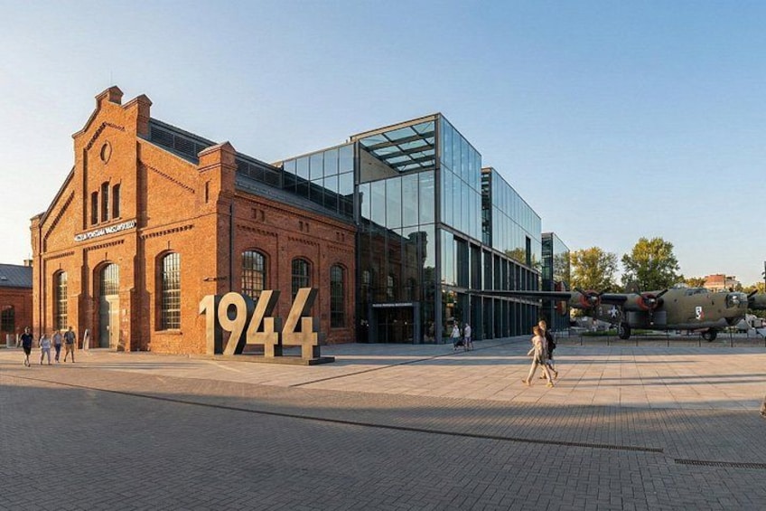 Discover Warsaw: A Self-Guided Tour 2