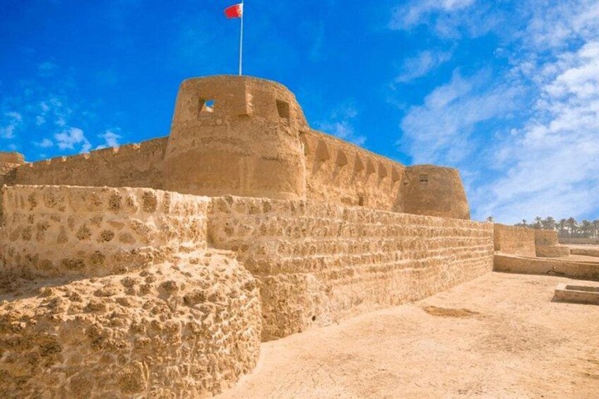 Bahrain UNESCO Pearling Path Tour with Oysters Opening Experience 3