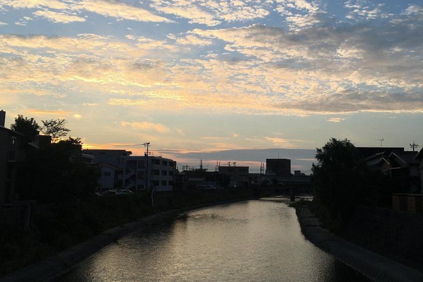 Kanazawa Walking Tour: Kenrokuen Garden and Higashi Chaya 5