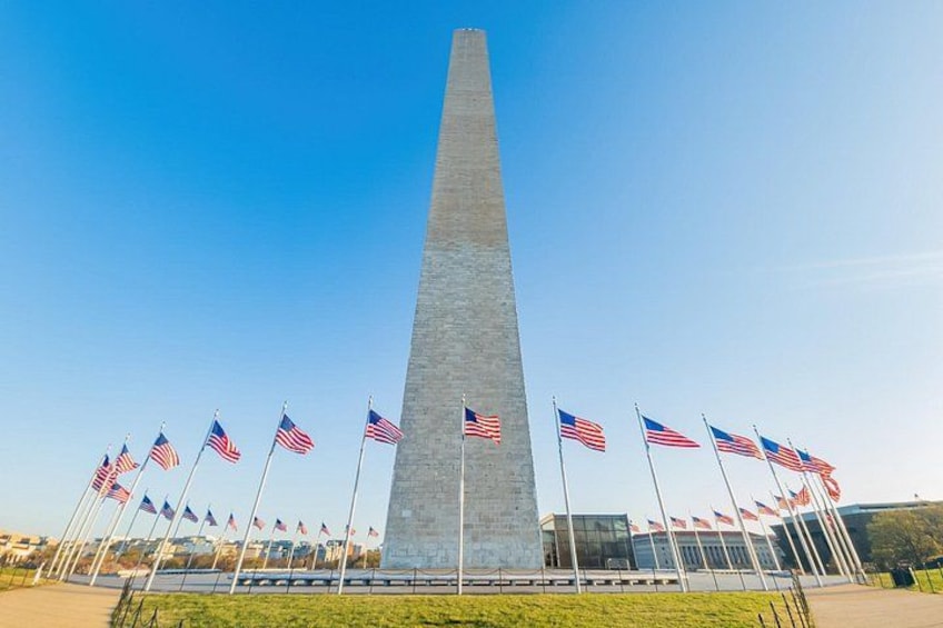Washington DC: Small-Group Vintage Cart Monuments &Memorials Tour 2