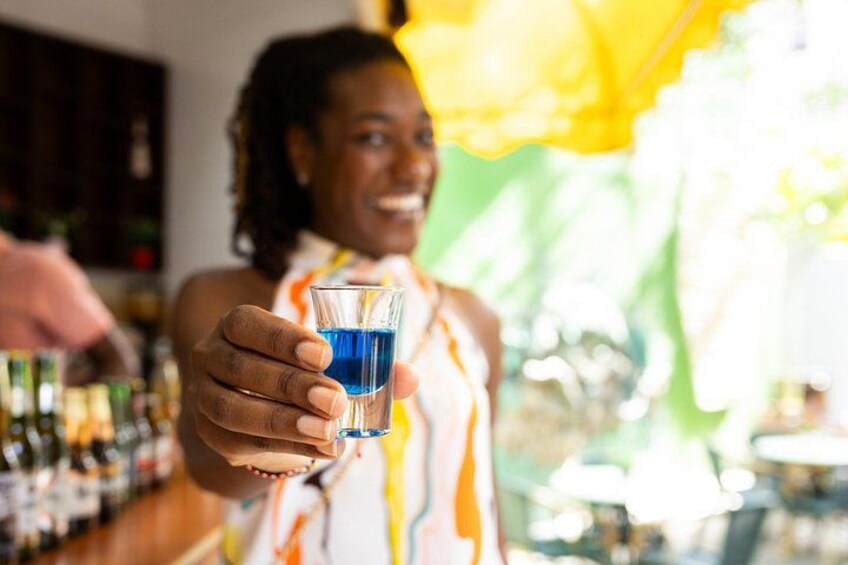 Discover Curaçao's culinary archive with a local (walking tour) 3