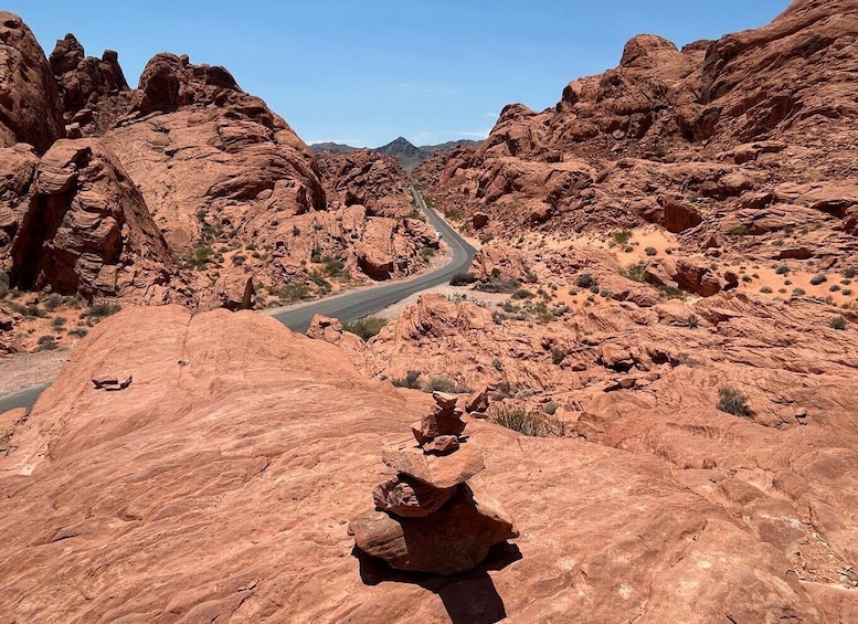 Picture 2 for Activity Las Vegas: Valley of Fire Small Group Tour 2