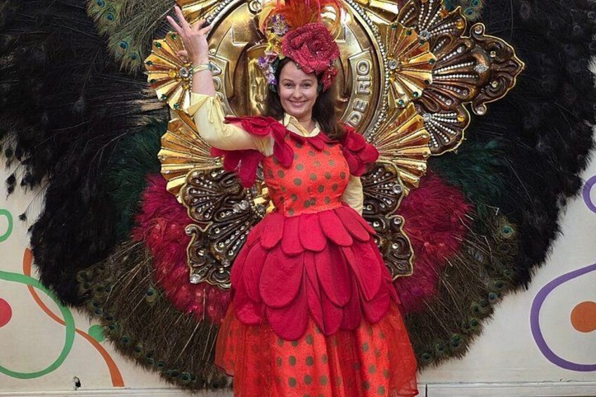Bastidores do Carnaval do Rio Tour com Fantasia e Samba 3