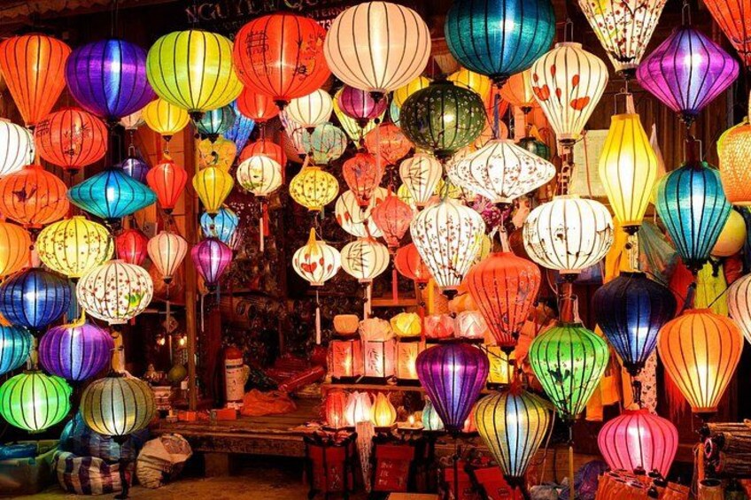 Magic Hoi An by Night Glowing Lanterns Night Market and Boat Ride 5
