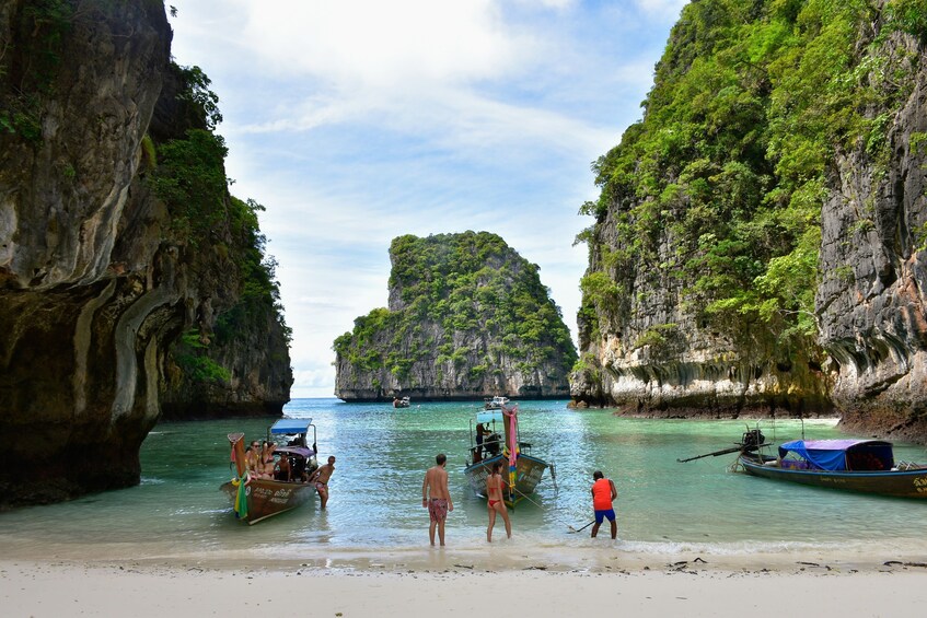 Krabi: Early Bird Phi Phi Cove Collector 1