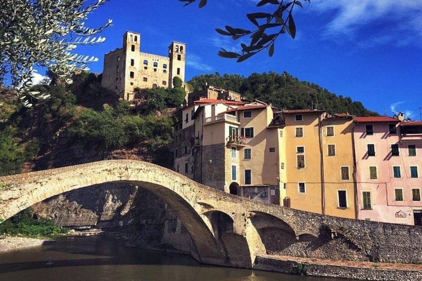 Italian Market and Dolceacqua full-day from Nice small-group Tour 1