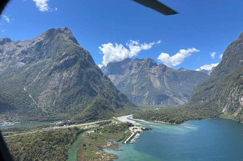 Milford Flyover Scenic Flight from Wānaka 3