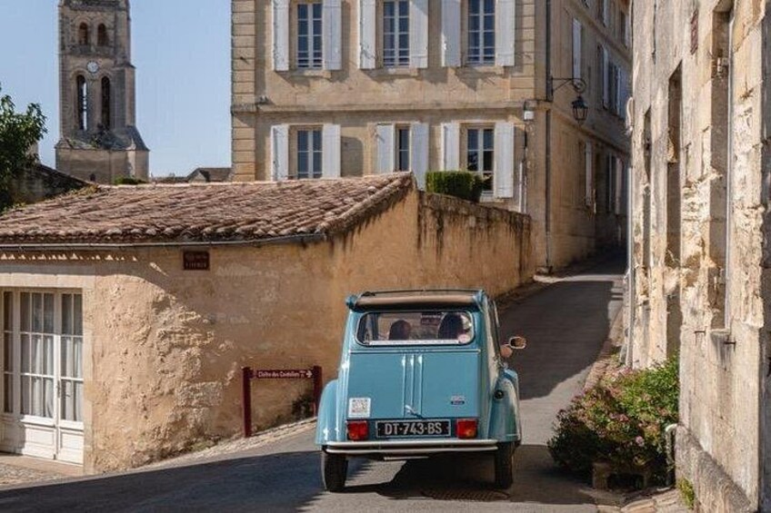 Travel in the iconic Citroën 2CV 2