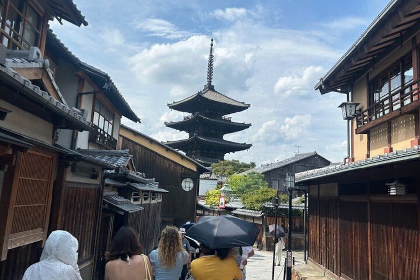 Kyoto Private Cultural and Historical Tour in Spanish 4