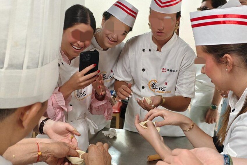 Half Day Cantonese Cooking Class for Chinese Culinary Experience 4