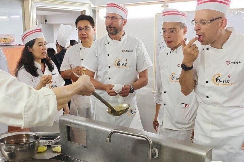 Half Day Cantonese Cooking Class for Chinese Culinary Experience 1