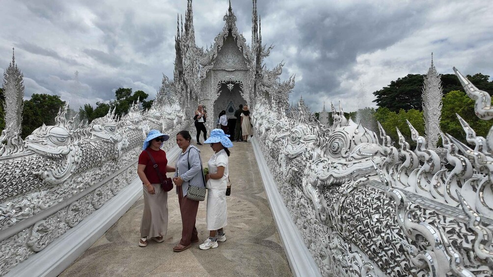 Picture 43 for Activity Chiang Mai:Chiang Rai White, Blue & Red Temple & Karen Tribe 2