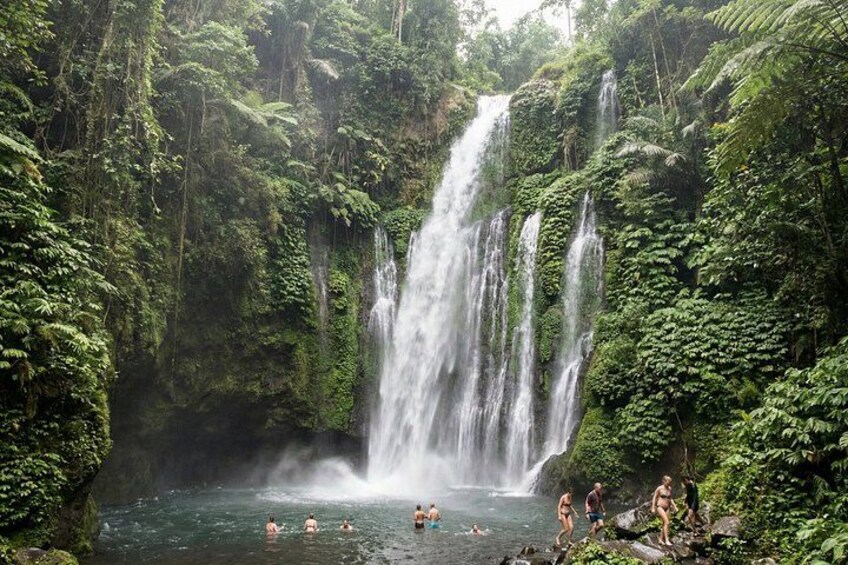 Self-Guided Lombok: Hidden Waterfalls, Islands & Caves 3