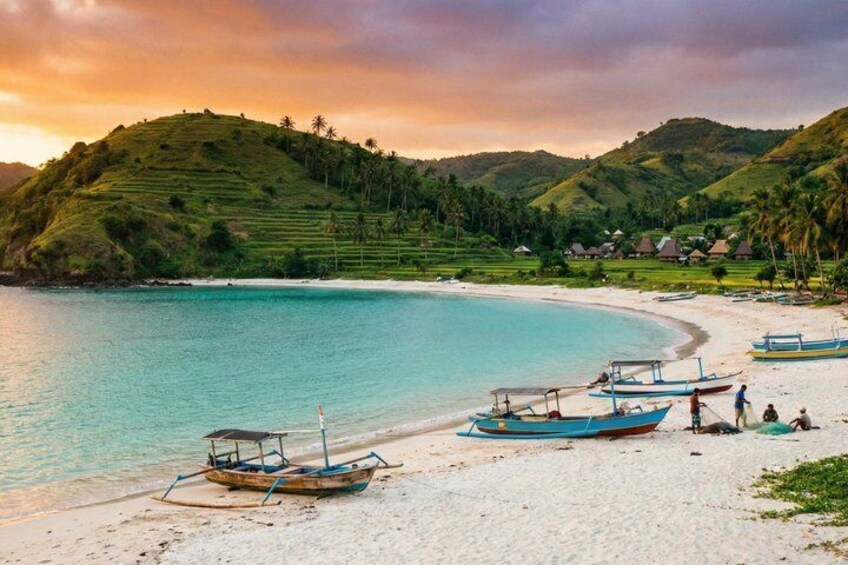 Self-Guided Lombok: Hidden Waterfalls, Islands & Caves 2
