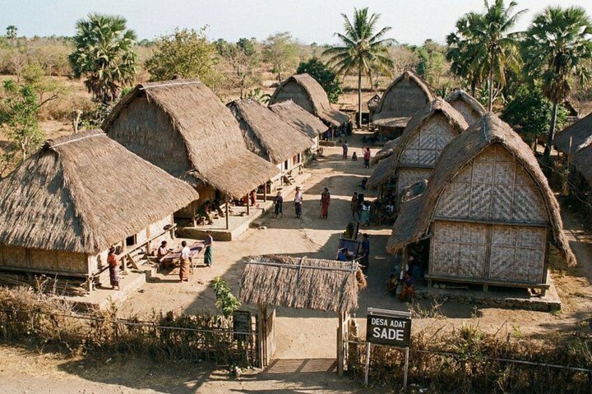 Self-Guided Lombok: Hidden Waterfalls, Islands & Caves 4