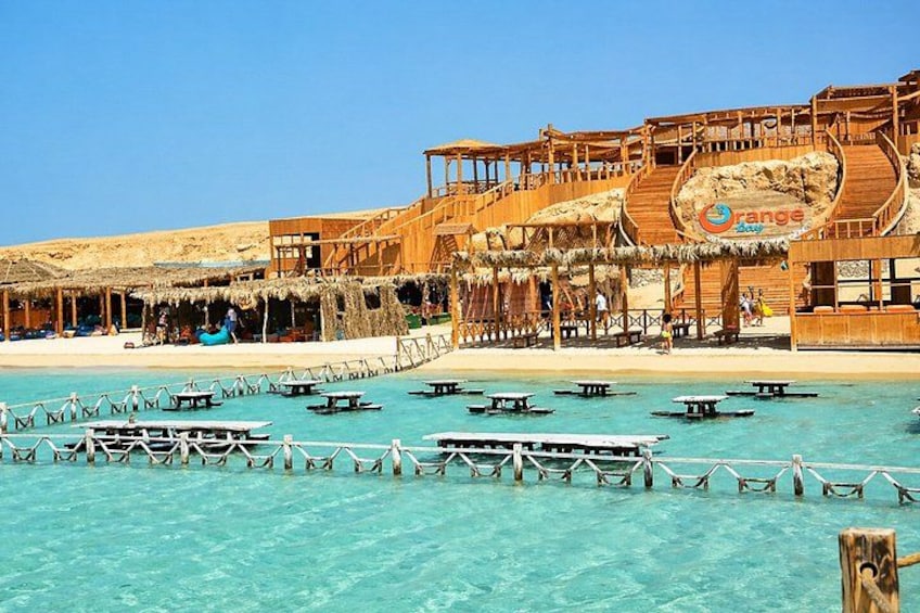 Hurghada: VIP Seafood Yacht to 3 Islands, Dolphins & Snorkeling 5