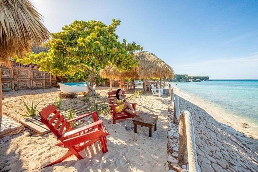 2 Days Private Tour to Bay of Eagles 4