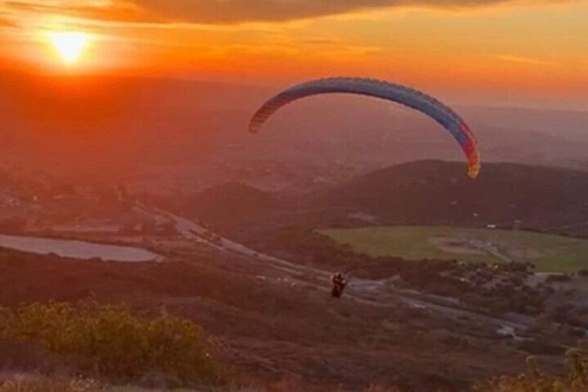Learn to Paraglide with San Diego Paragliding School 1